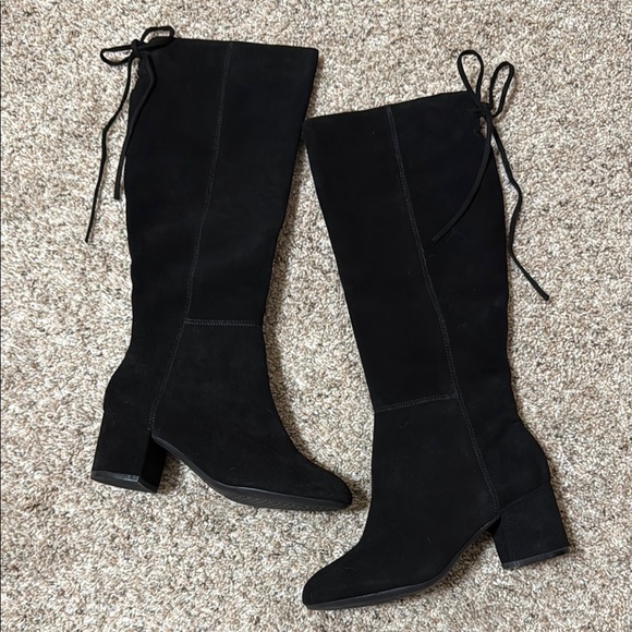 Aerosoles Elegant Black Knee-High Suede Boots NEW - Picture 1 of 6